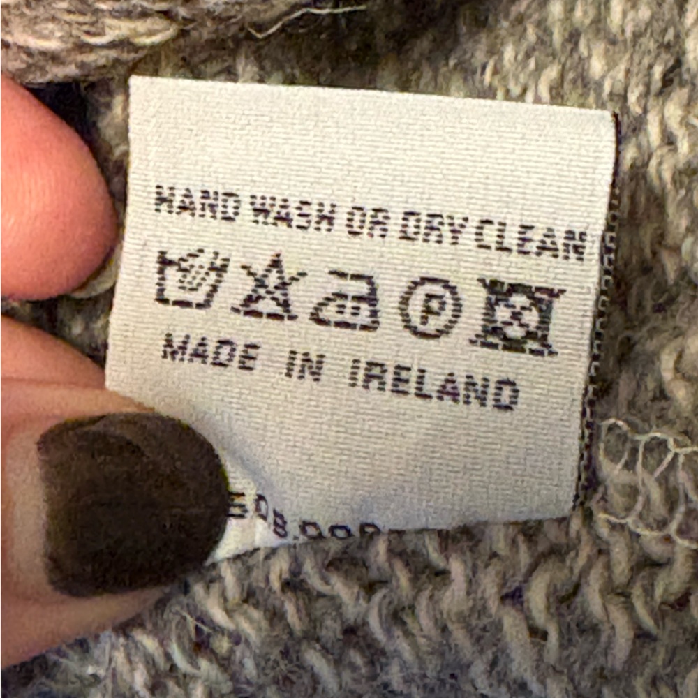 Carraig Donn Gray Speckled New Wool Knit Ireland Sweater Oversized Women’s Sz M - Picture 14 of 14